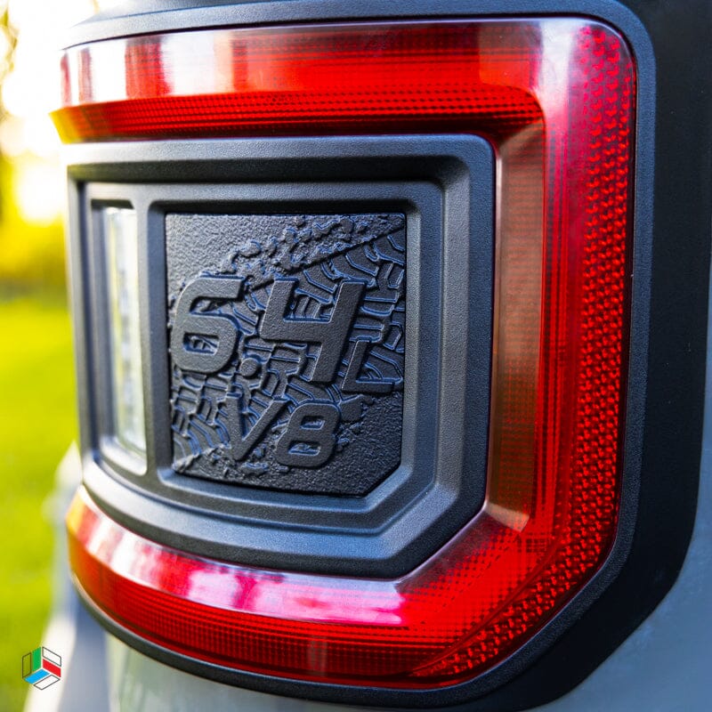 6.4L V8 | Custom Light Panels